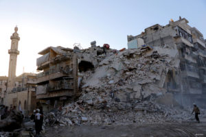 20161017_syrians-search-rubble-after-russian-and-syrian-airstrikes-hit-merce-aleppo-8